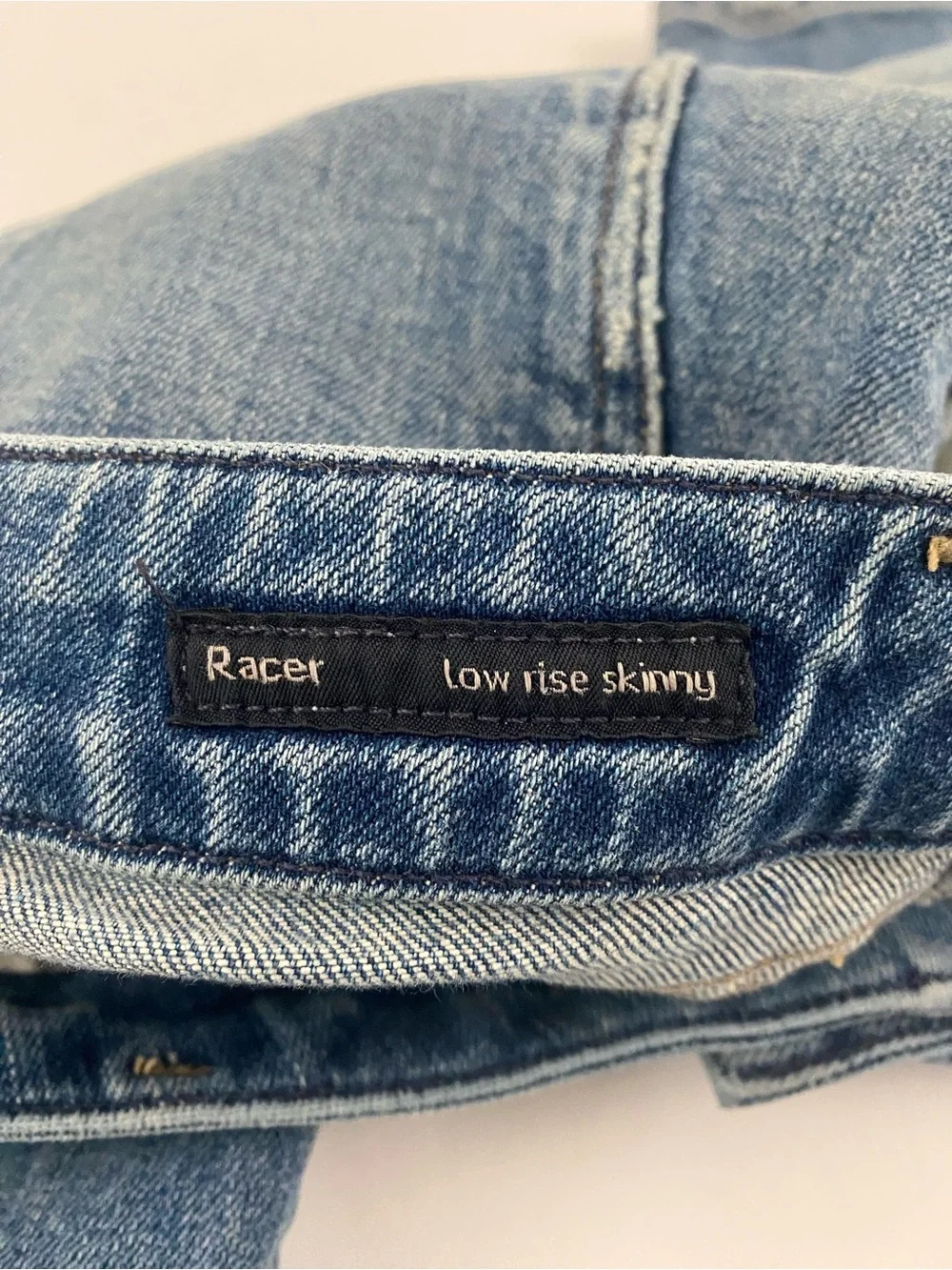 Citizens of Humanity Racer Low Rise Skinny Jeans light Wash Size 28